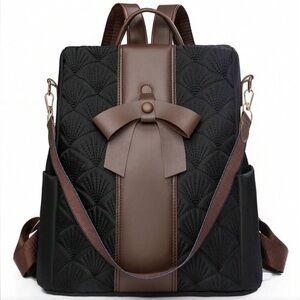 Absolutely adorable versitile bag